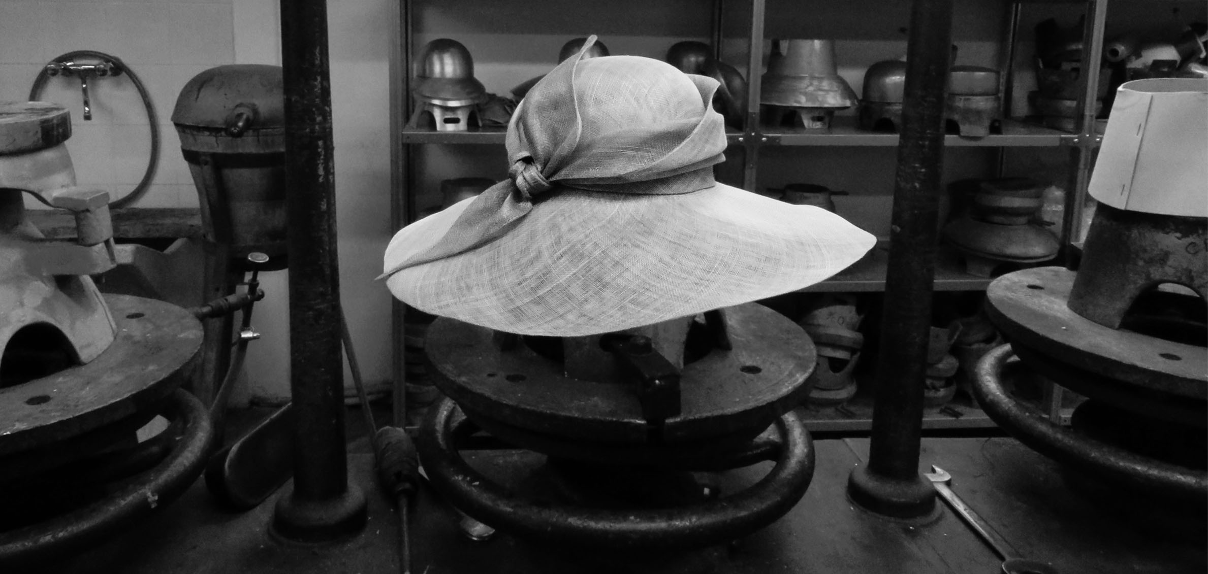 maglina straw bucket hat